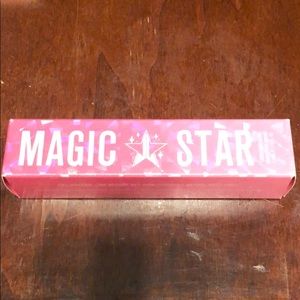 Jeffree Star magic star concealer